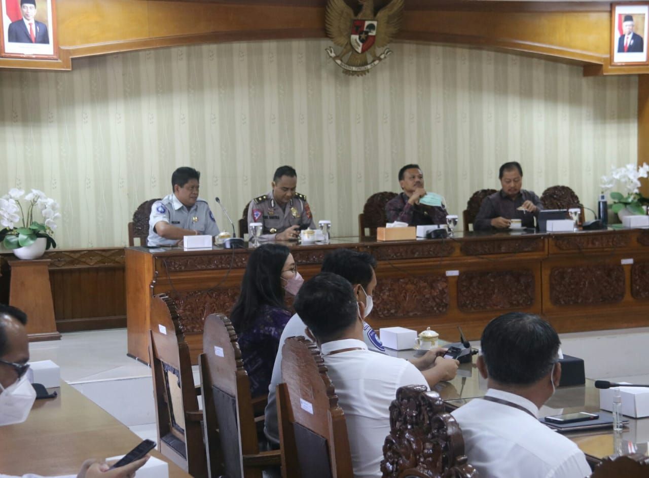 podiumnews.com-Pemprov Bali Lakukan Pemutihan Pajak Kendaraan Bermotor tahun 2022